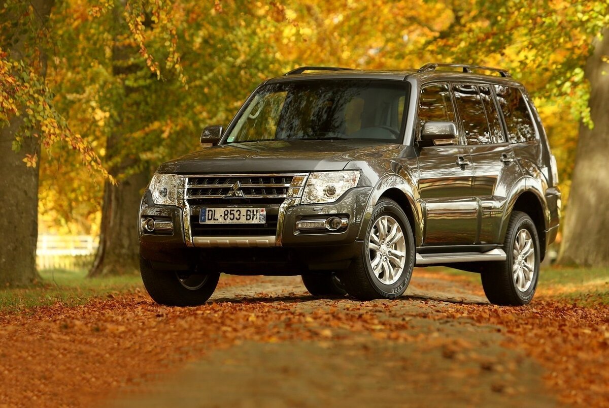 Mitsubishi Pajero IV 4x4