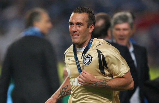 Фернандо в составе Зенита
Источник: https://img.rl0.ru/c9fa7308987ba83ba950d3c522b57eec/c615x400i/news.rambler.ru/img/2019/09/18133606.425476.2961.jpeg