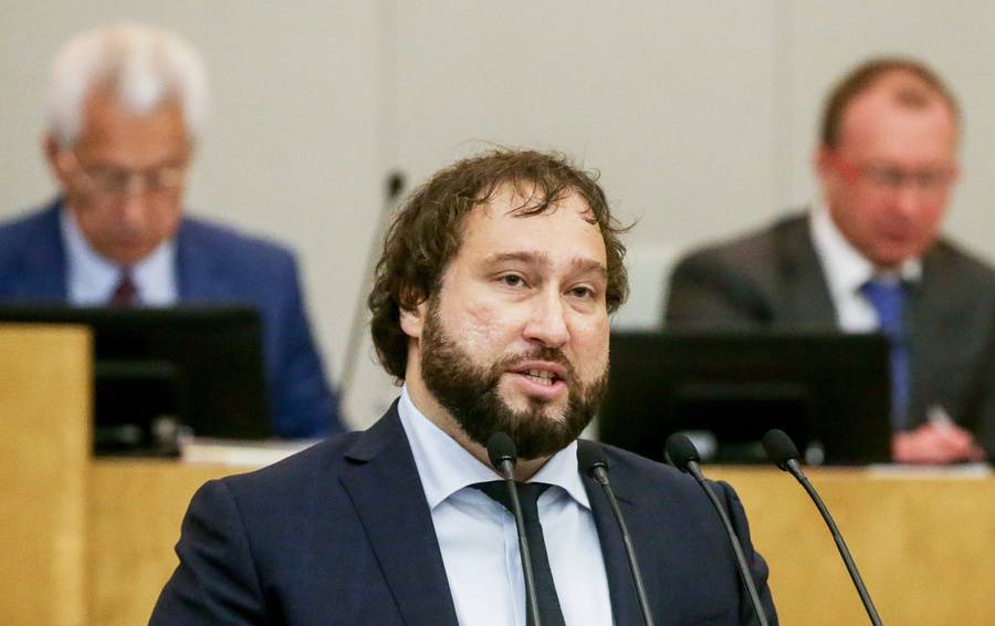 Депутат Единой России Антон Горелкин