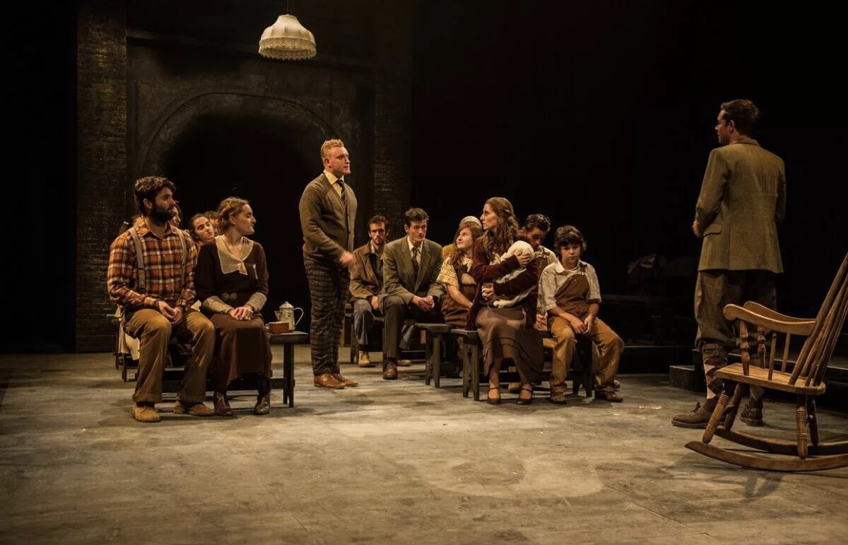 Кадр из фильма «Догвилль» 