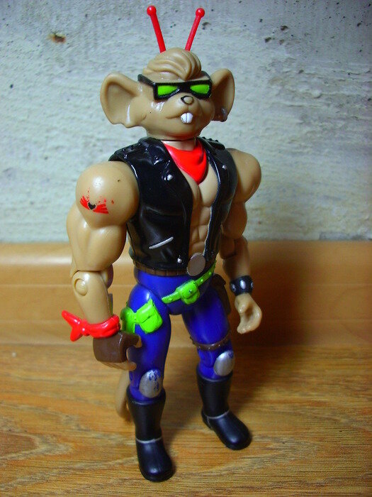 Biker mice from mars фигурки. Мыши рокеры с марса игрушки 90-х. Фигурка мыши рокеры с марса 90х. Мыши с марса игрушки. Мыши с марса игрушки.