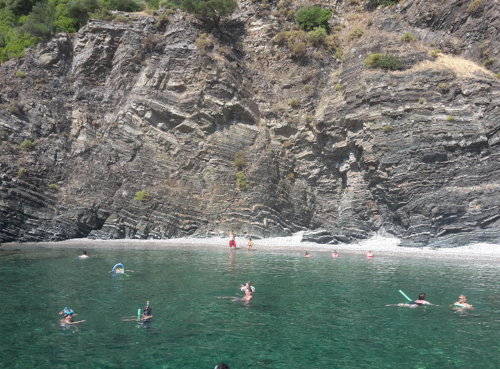 Деньги, курорты, работа. Не хватало только детей для полного счастья.