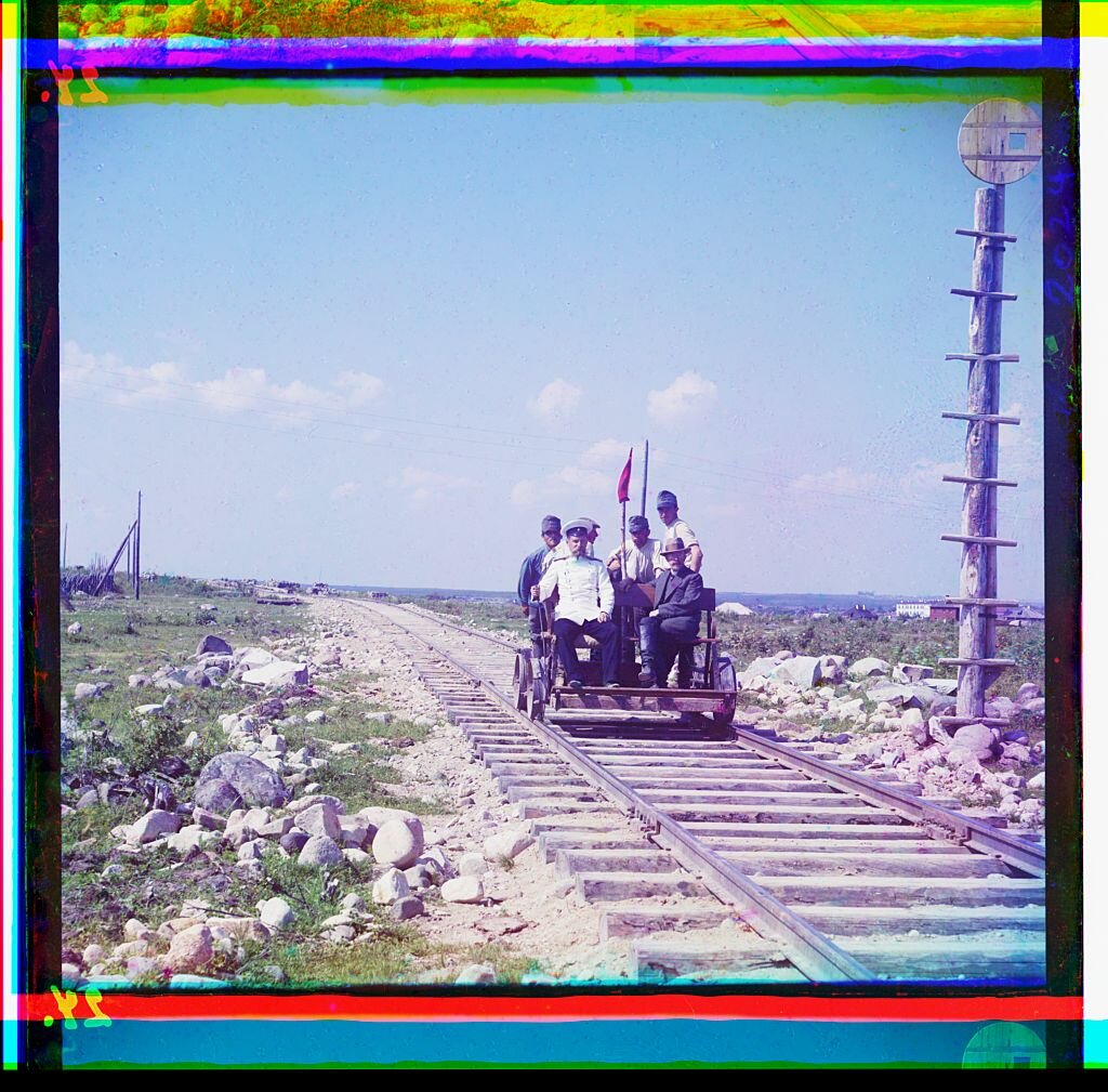 Транспорт Российской Империи начала ХХ века на фотографиях Прокудина-Горского (что-то выглядит довольно современно)