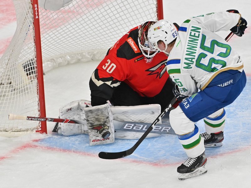 Сакари Маннинен спасает "Салават Юлаев" от второго поражения в серии