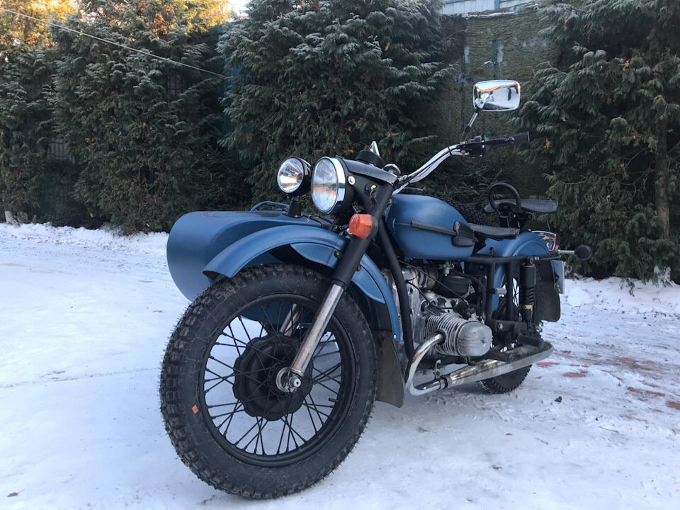 Старичка покрасили в МОЛОТ!