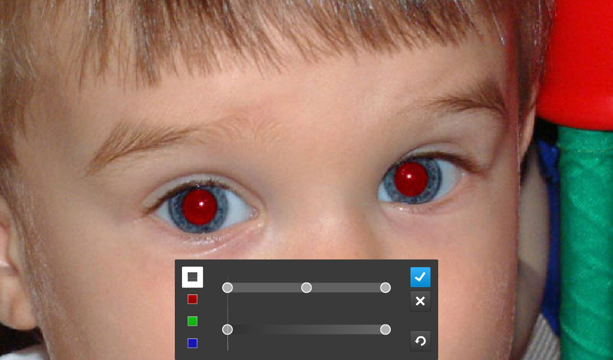 Как сделать красные глаза на фото в фотошопе