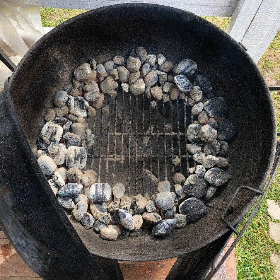 Кольцо с большим количеством брикетов для приготовления пиццы - температура 250 градусов