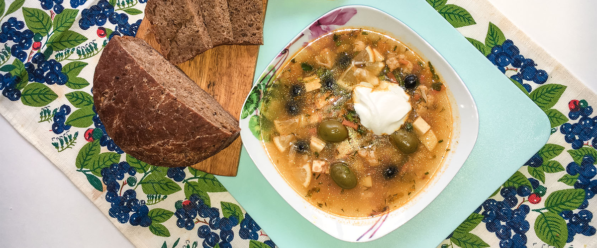 Так как я по образованию повар решил поделиться с вами интересным "супцом". 