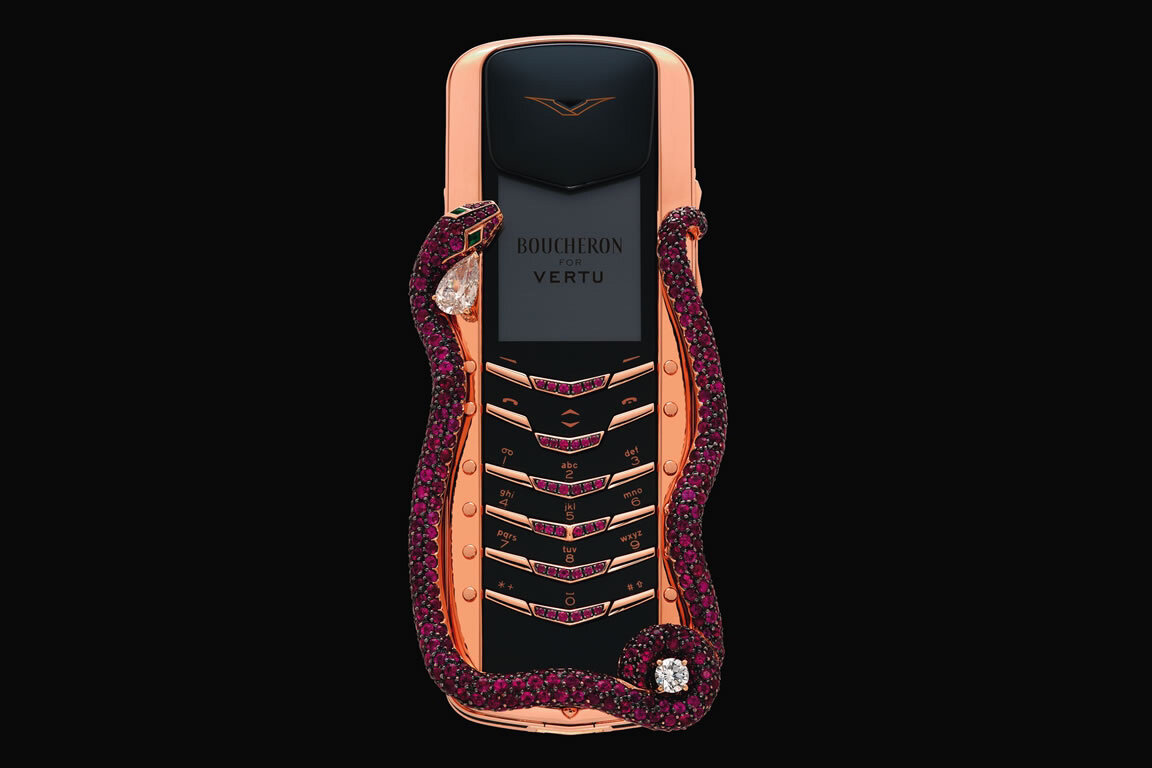 Vertu Signature Cobra - $310 тыс.