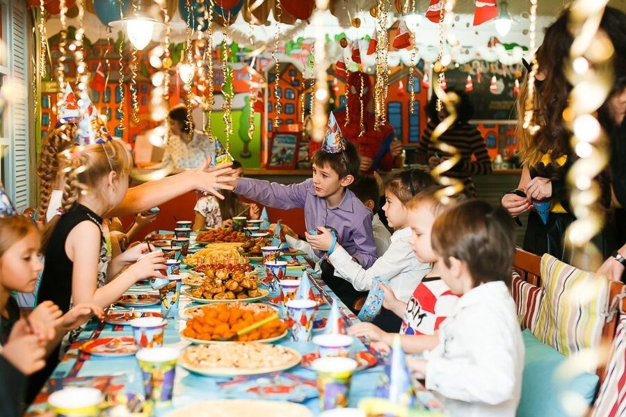 Как отметить день рождение подростка?