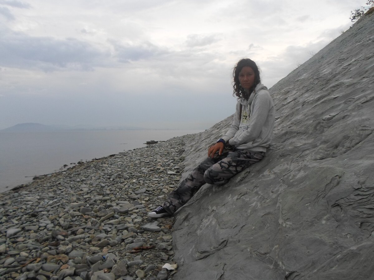 вот так удобно можно сидеть "на скале"