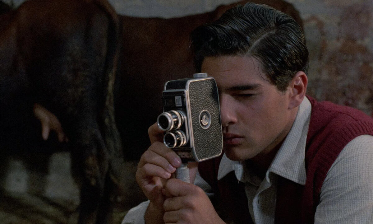 новый кинотеатр парадизо. джузеппе торнаторе новый кинотеатр парадизо. новый кинотеатр «парадизо» (1988). джузеппе торнаторе новый кинотеатр парадизо. новый кинотеатр парадизо смотреть.