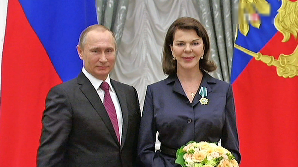 Награждении Консуэло де Авиленд в Кремле. Фото из свободного доступа.