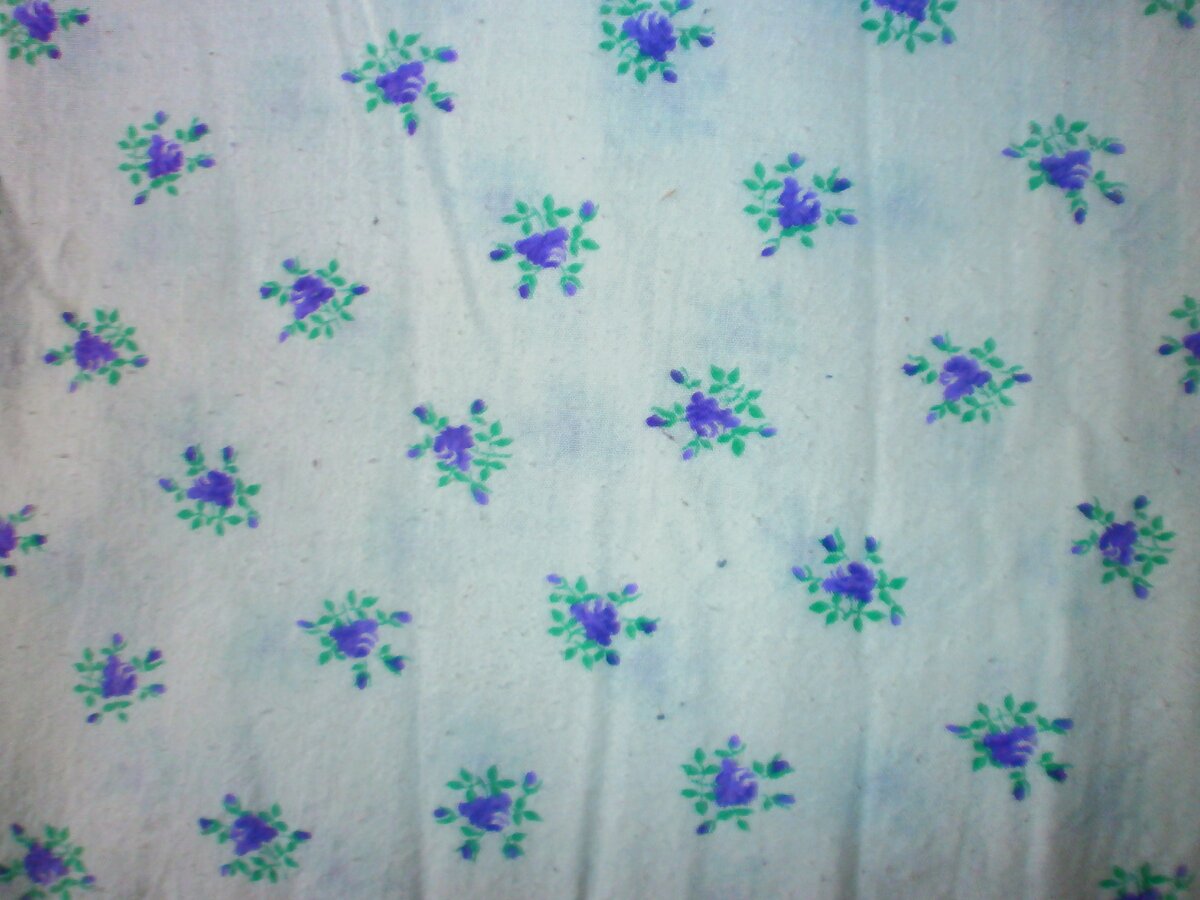 Настоящий советский ситец. Отреза хватило как раз на 1,5-спальный пододеяльник