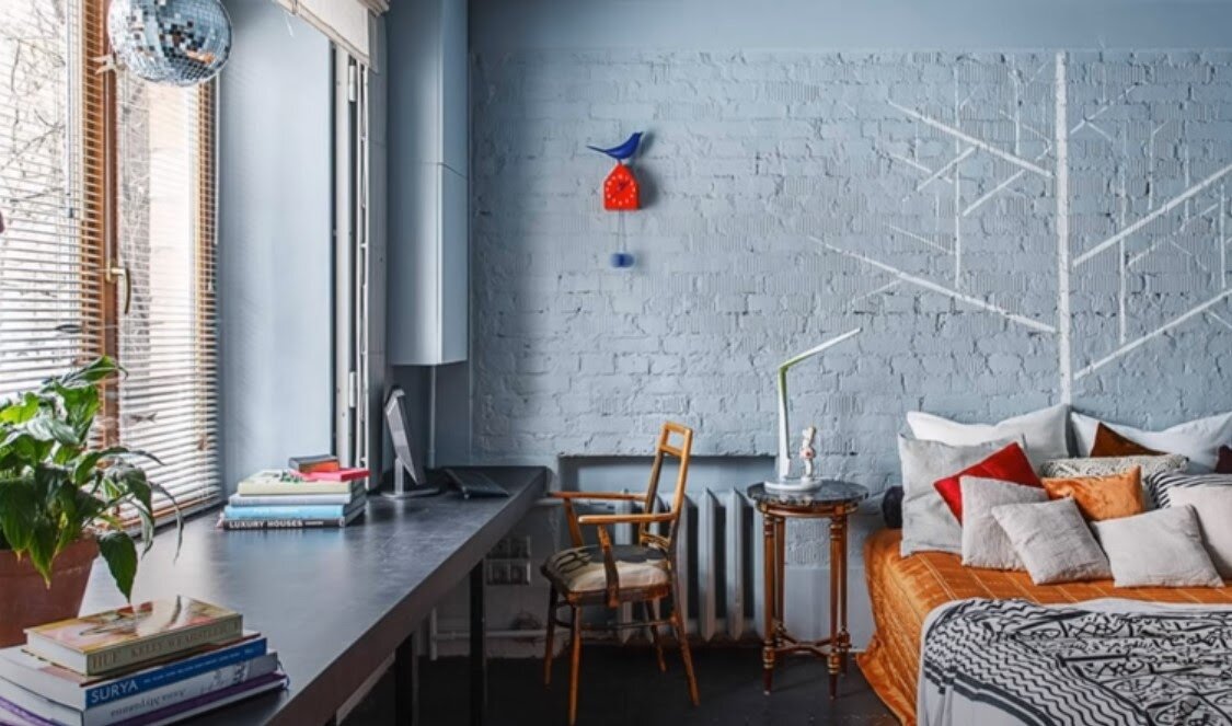 Окно в маленькой спальне