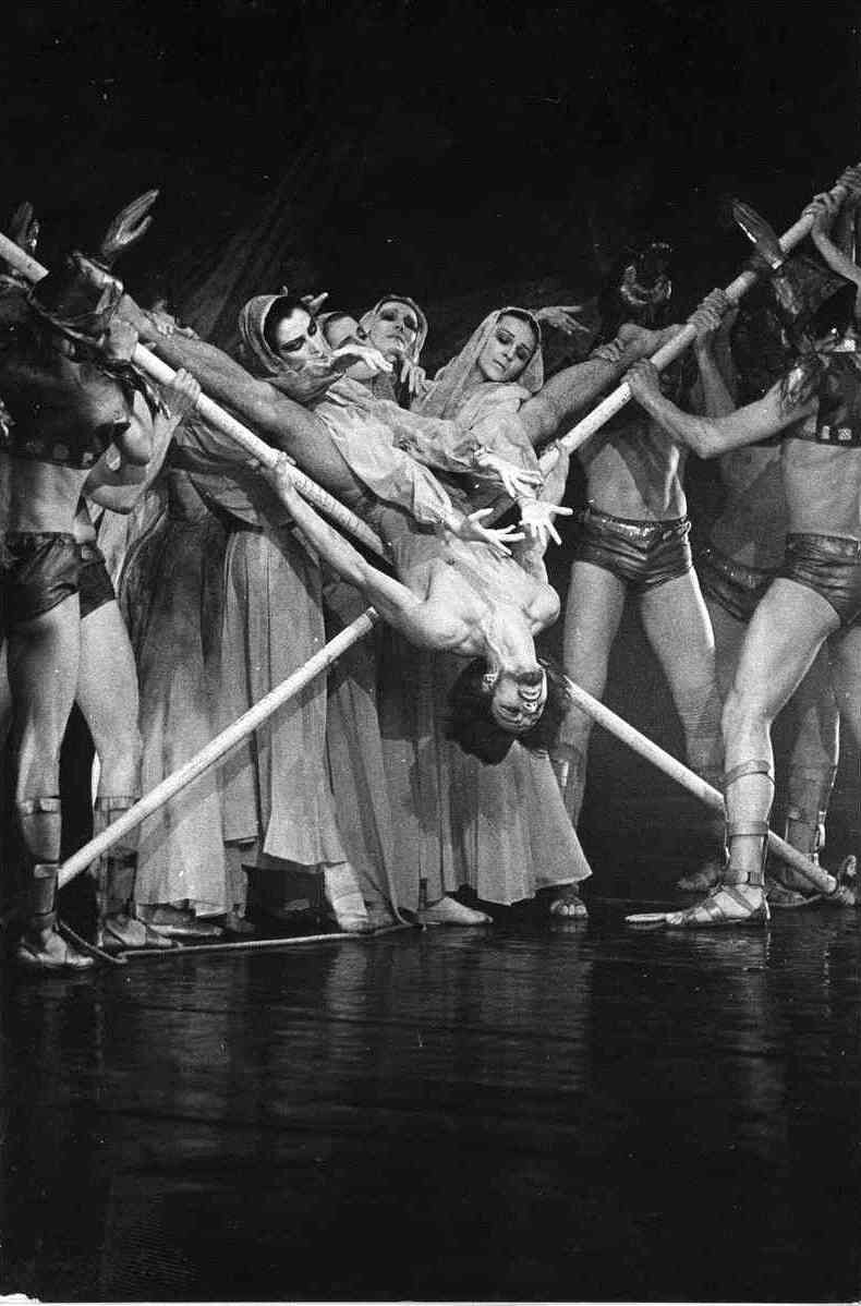 Сцена из балета «Мастер и Маргарита»