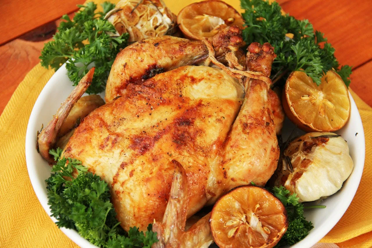 Топ-5+ блюд из курицы на 8 марта: рецепты со всего света
