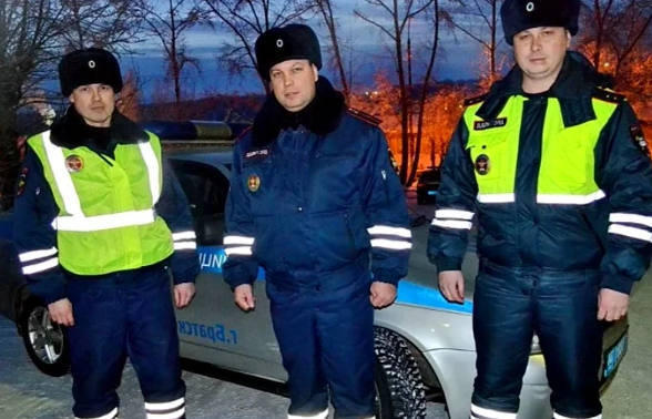 Инспектор дпс. Гаишник. Инспектор гибдд. Сотрудник дпс летом. Сколько гаишников.