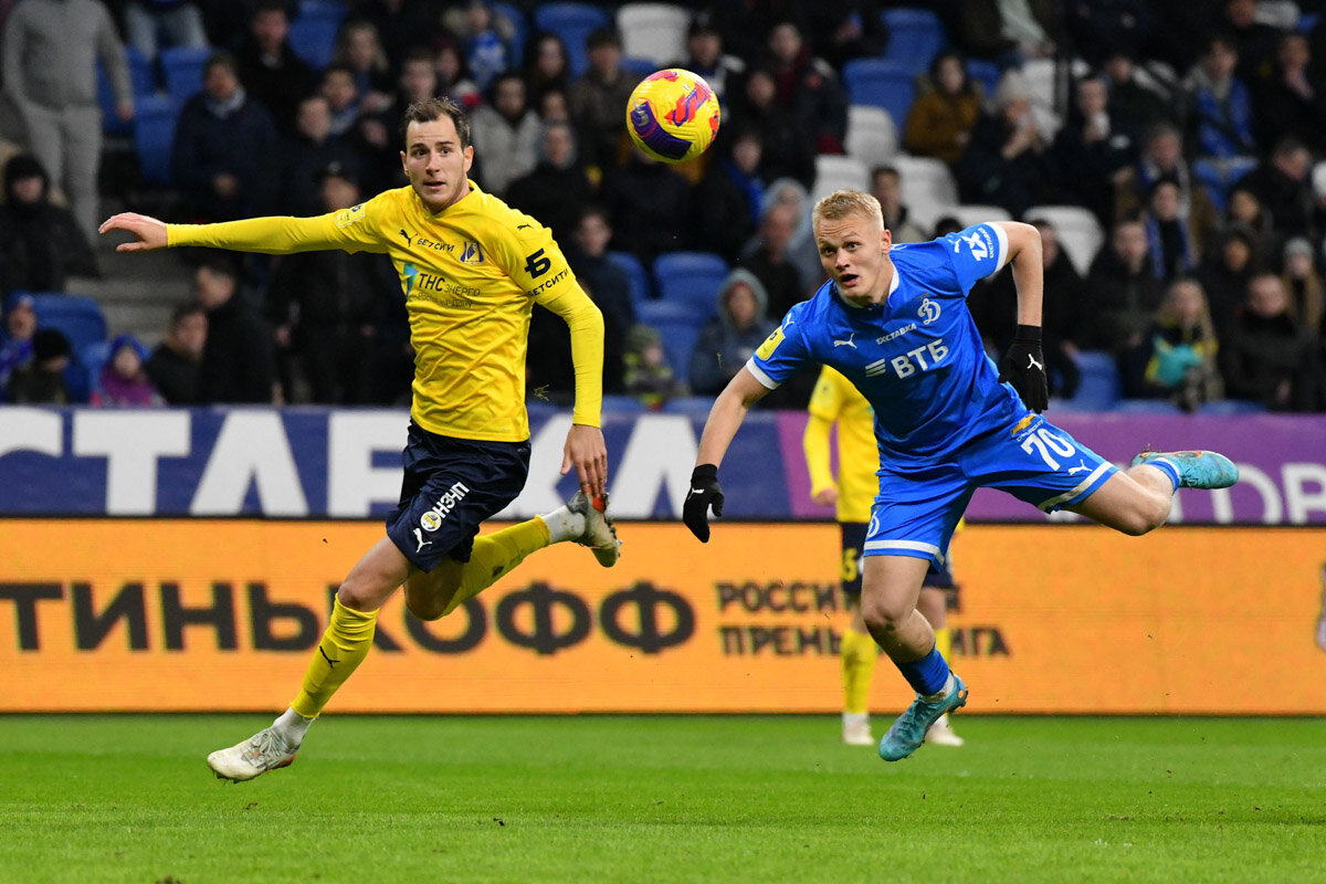 Фк ростов. Футбол динамо москва ростов. Динамо москва фк ростов. Футбол динамо москва ростов. Ростов футбол.