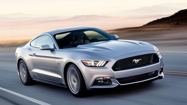 Ford Mustang 2022.