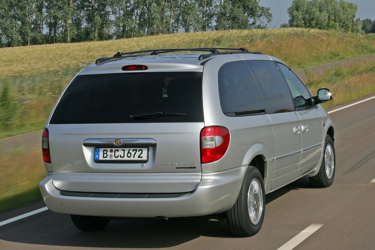 5 причин не покупать Chrysler Voyager IV | auto.stepsoft.info | Дзен