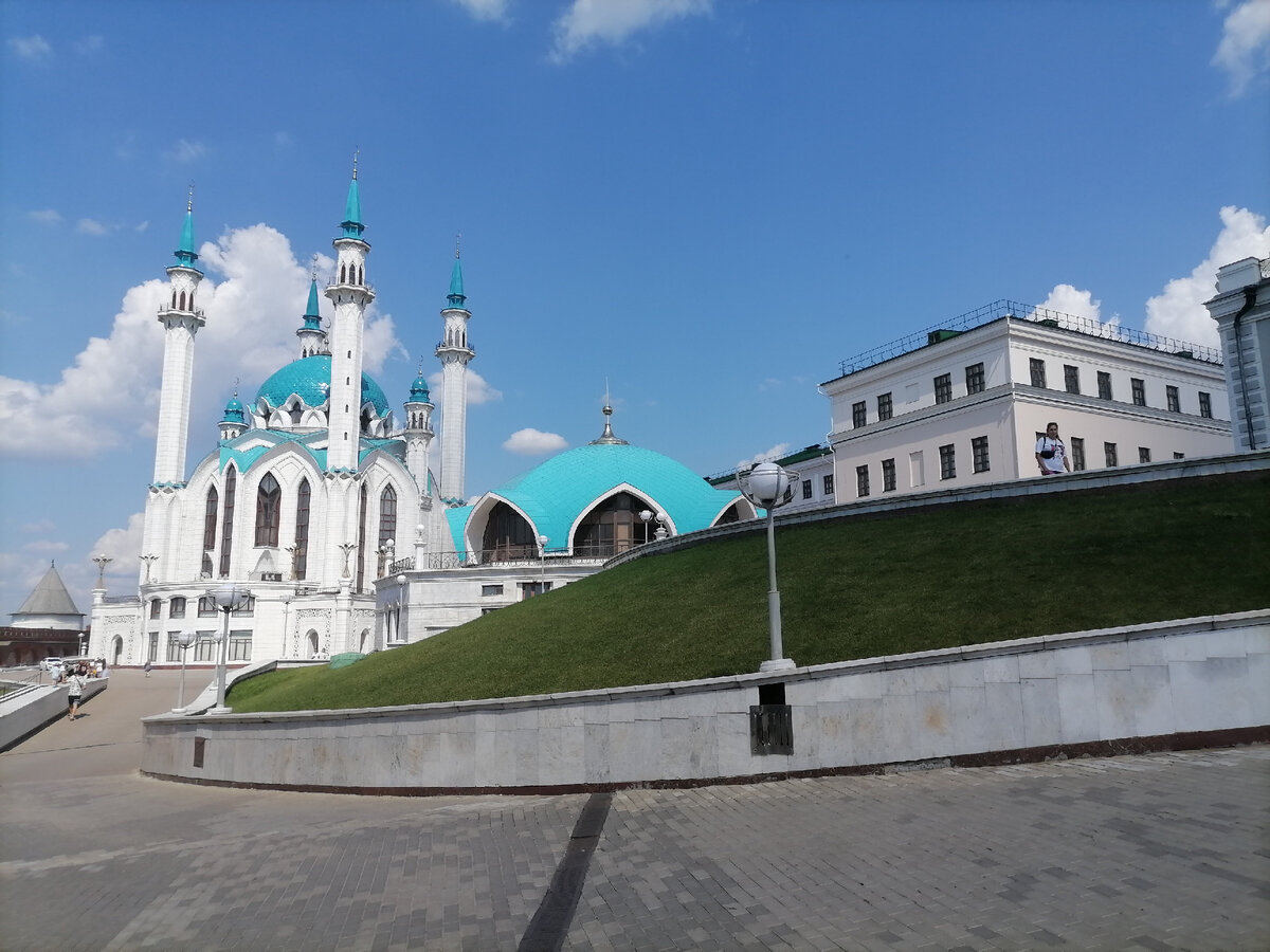 По пути в Казань мы заехали на остров-град Свияжск и вызвали гнев хозяев  квартиры | Приключения Петербуржцев в России | Дзен