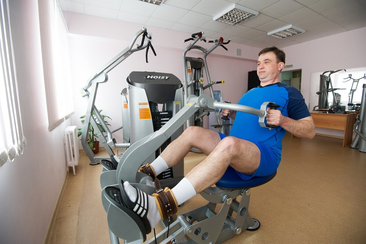 Кинезитерапия липецк. Уральский центр кинезитерапии екатеринбург академическая улица. Центр доктора бубновского во владимире. Клиника доктора бубновского. Центр доктора бубновского владимир.