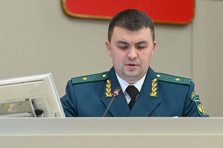   Хотя по качеству работы волжско-камского управления за 2022 год у гостьи из Москвы претензий не возникло, глава управления Фаяз Шакиров не скрыл волнения Фото: rais.tatarstan.ru