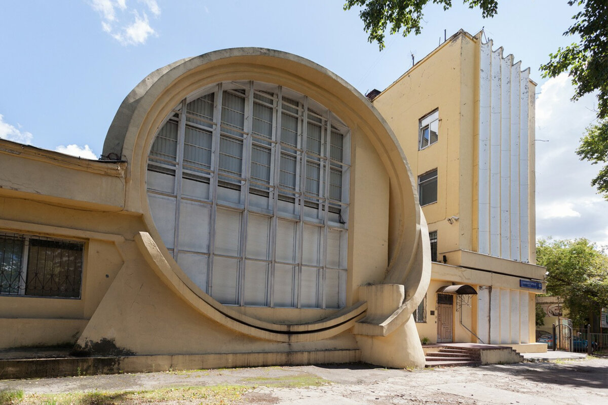 Москва. Гараж Госплана, арх. К.С. Мельников, 1936