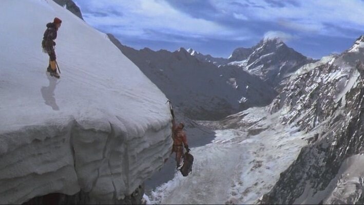 Кадр из фильма "Вертикальный предел" 2000 г.