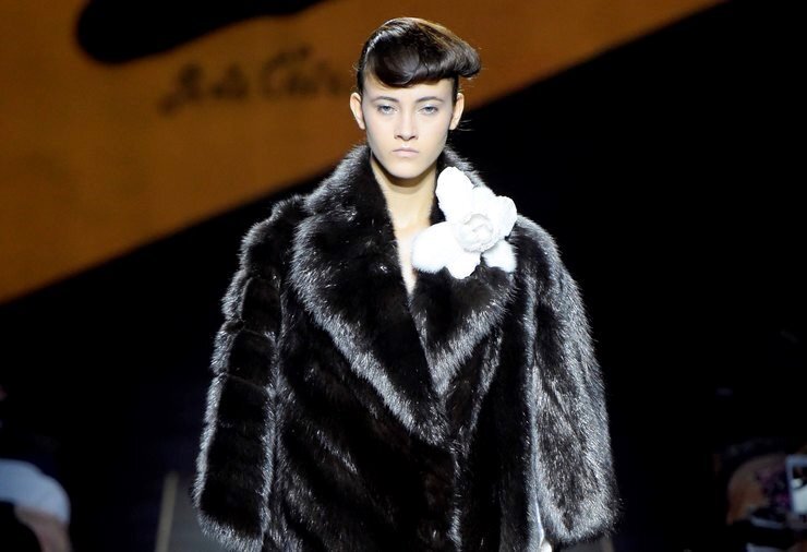 Самую дорогую шубу стоимостью 1 млн евро создал дизайнер Карл Лагерфельд