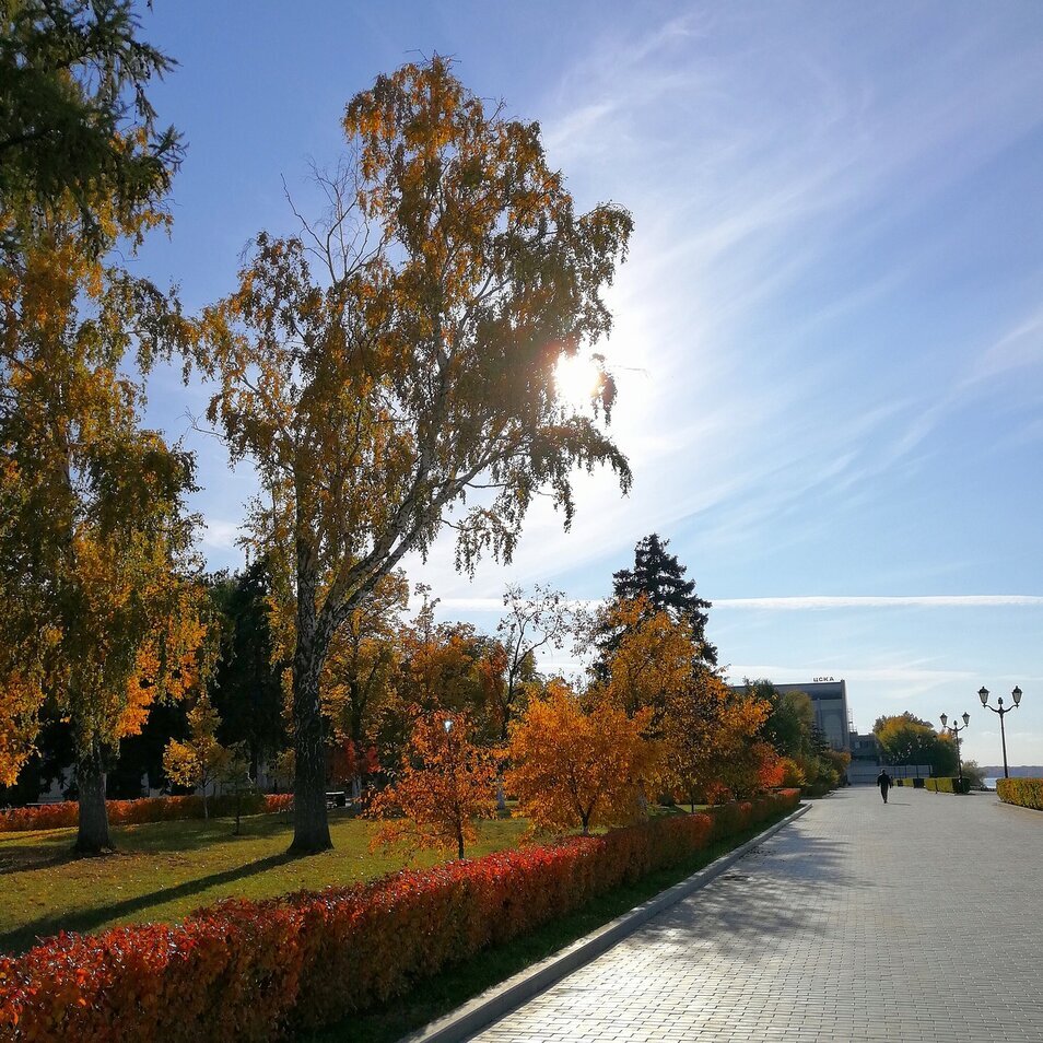 Самарская набережная осенью