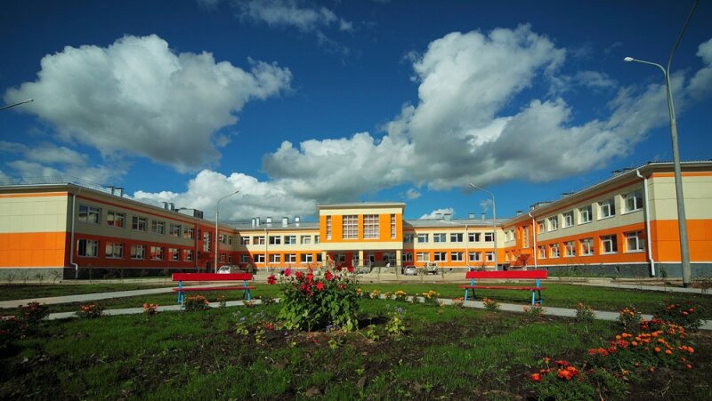 сайт уватской школы. средняя школа 27 ярославль. гжельская средняя школа раменского района. 21 школа ульяновск. школа 3 десногорска 3.