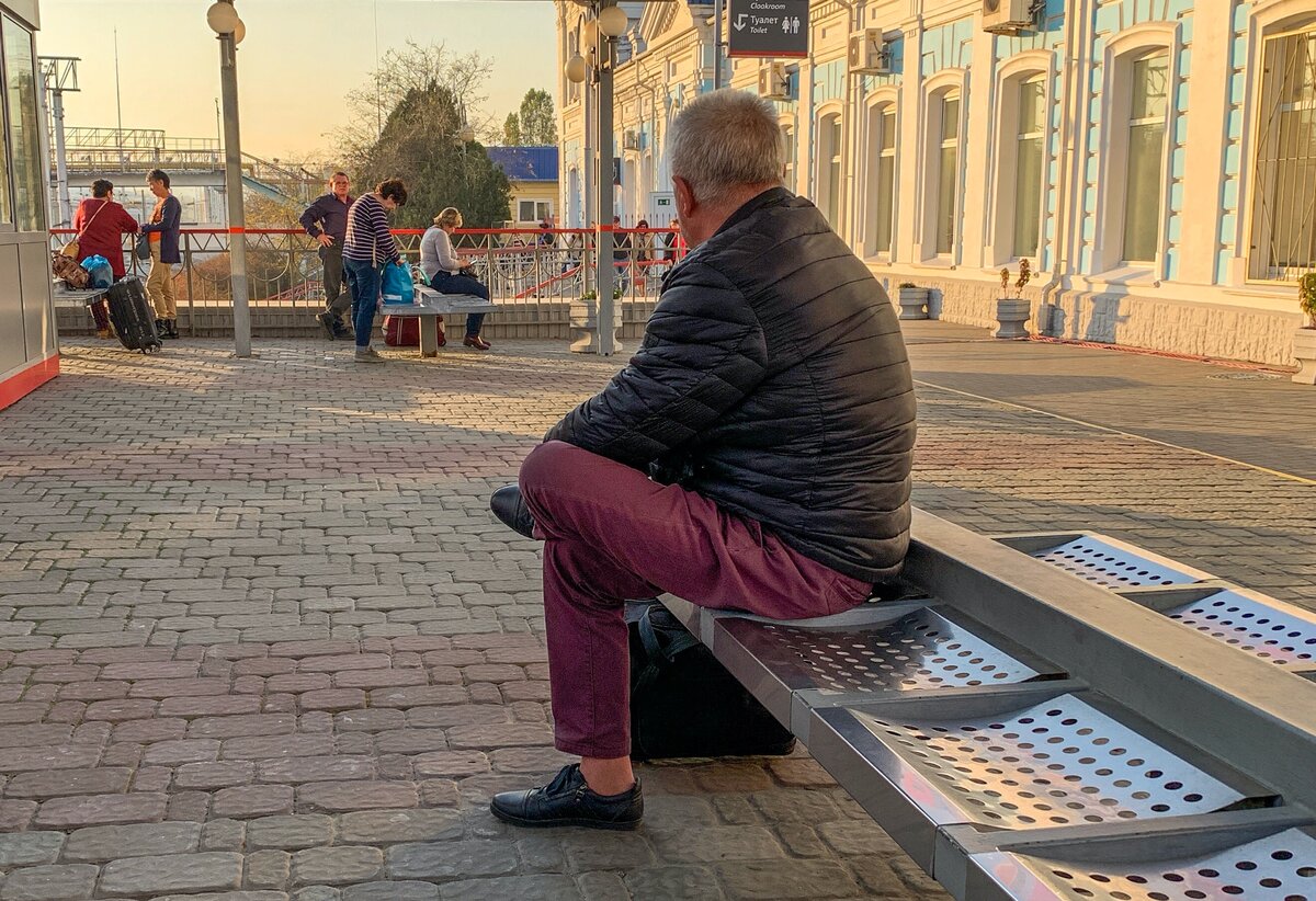 Фото случайных людей на улице