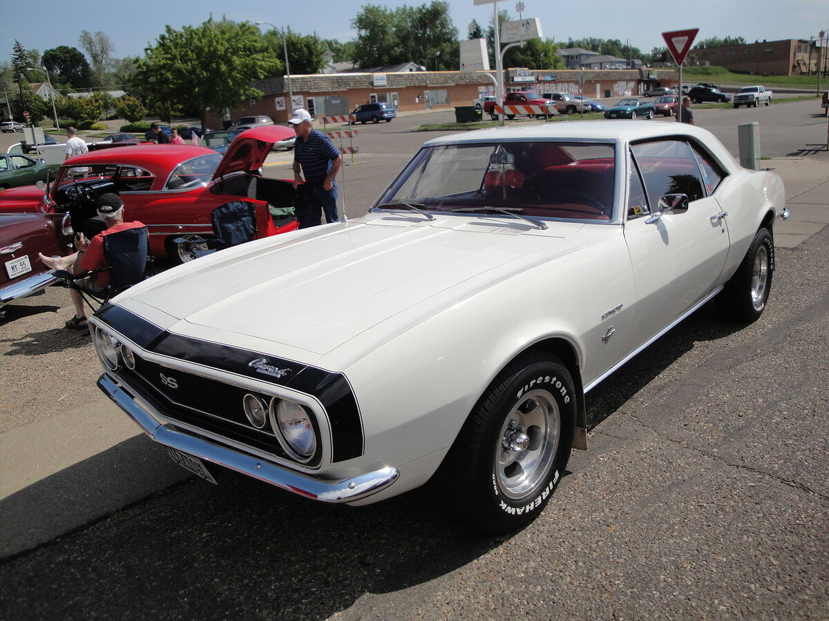 Chevrolet Camaro первое поколение 1966