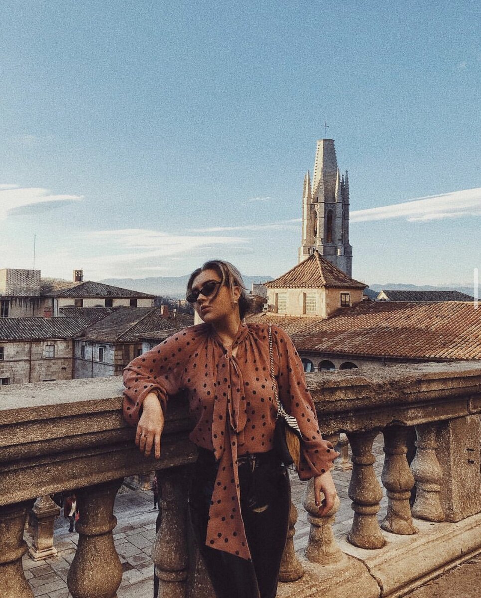 Одна из моих любимых блузок была найдена в магазине Namelazz.