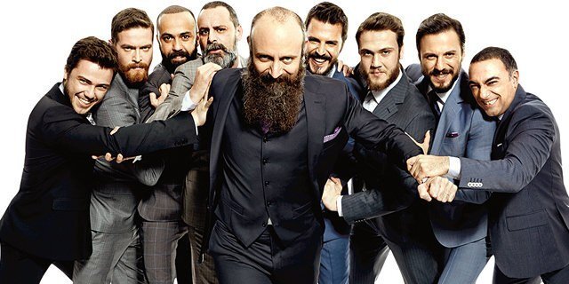 Сильная половина сериала "Великолепный век" приветствует вас. Фото с ресурса allsisters.ru