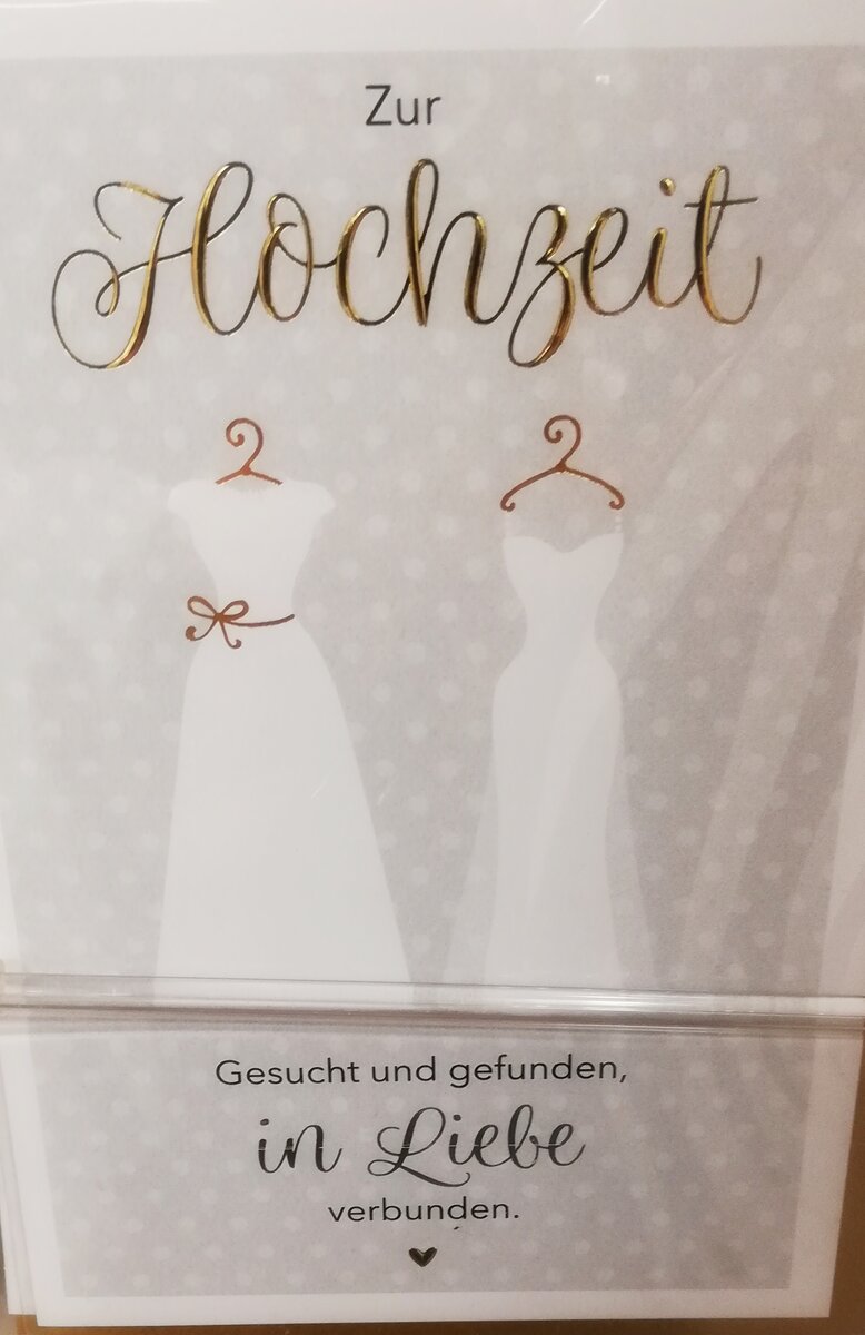 Надпись на открытке: "Искала и нашла, любовью связаны" 