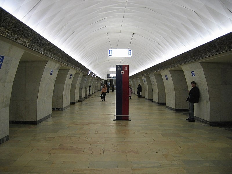 Так «Тургеневская»  выглядела в 2009 году.  Фото: A.Savin, Wikipedia