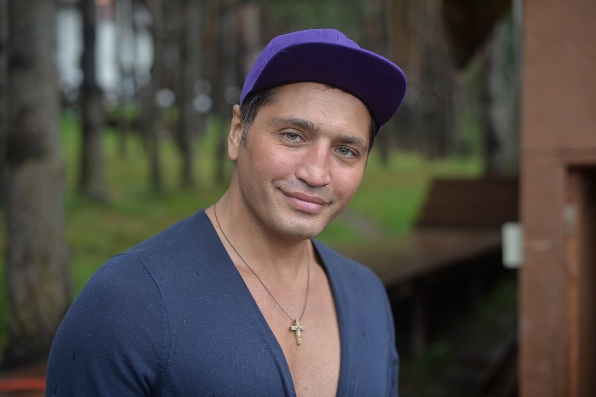 Рустам Солнцев