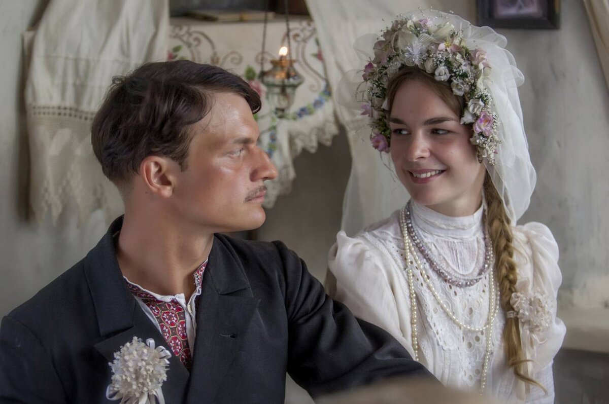 Сочинение по роману "Тихий дон" Шолохова М.Ф. по теме "смысл названия романа  Тихий дон".