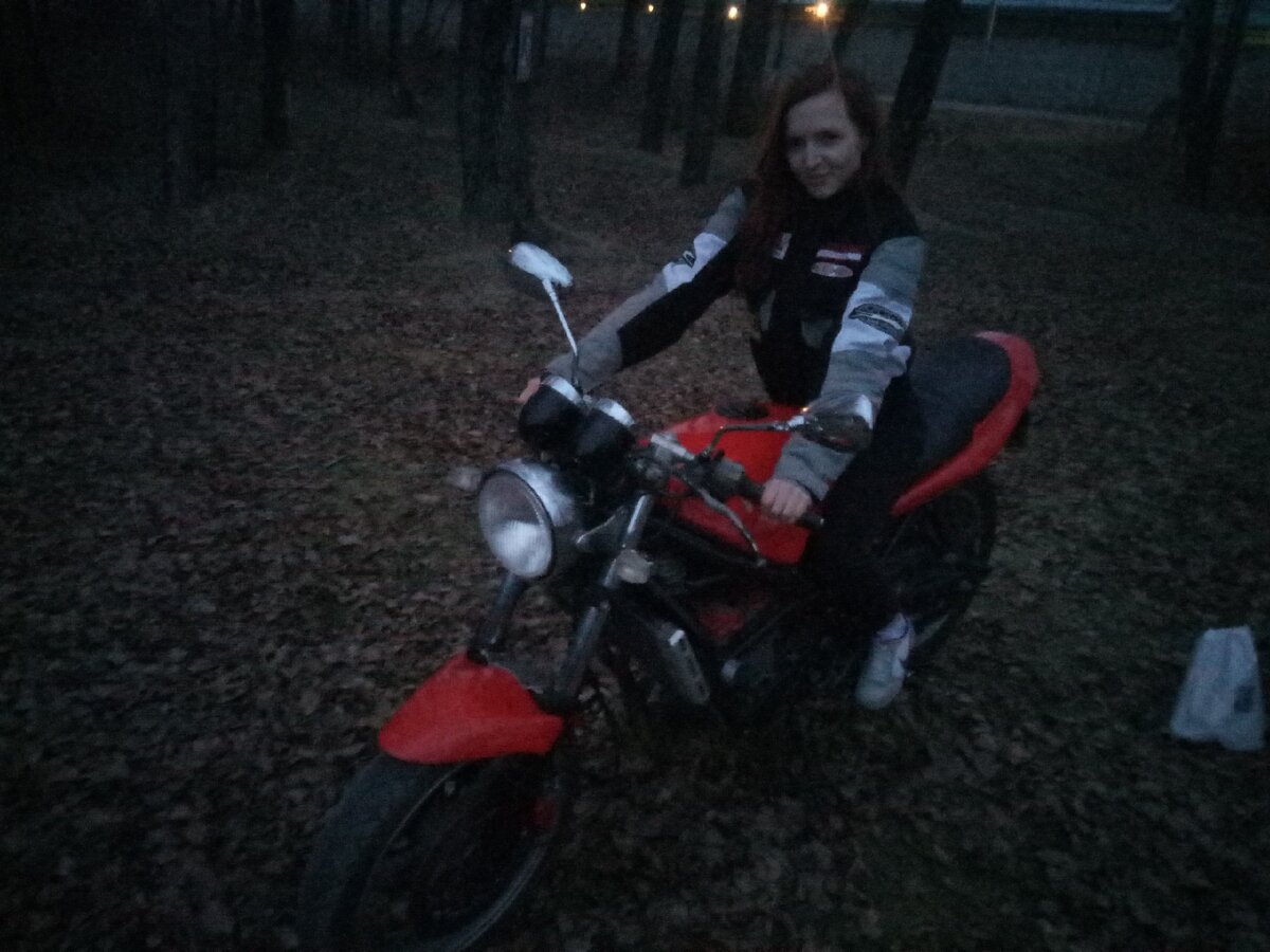 Качество конечно не очень, но только такие фотки остались