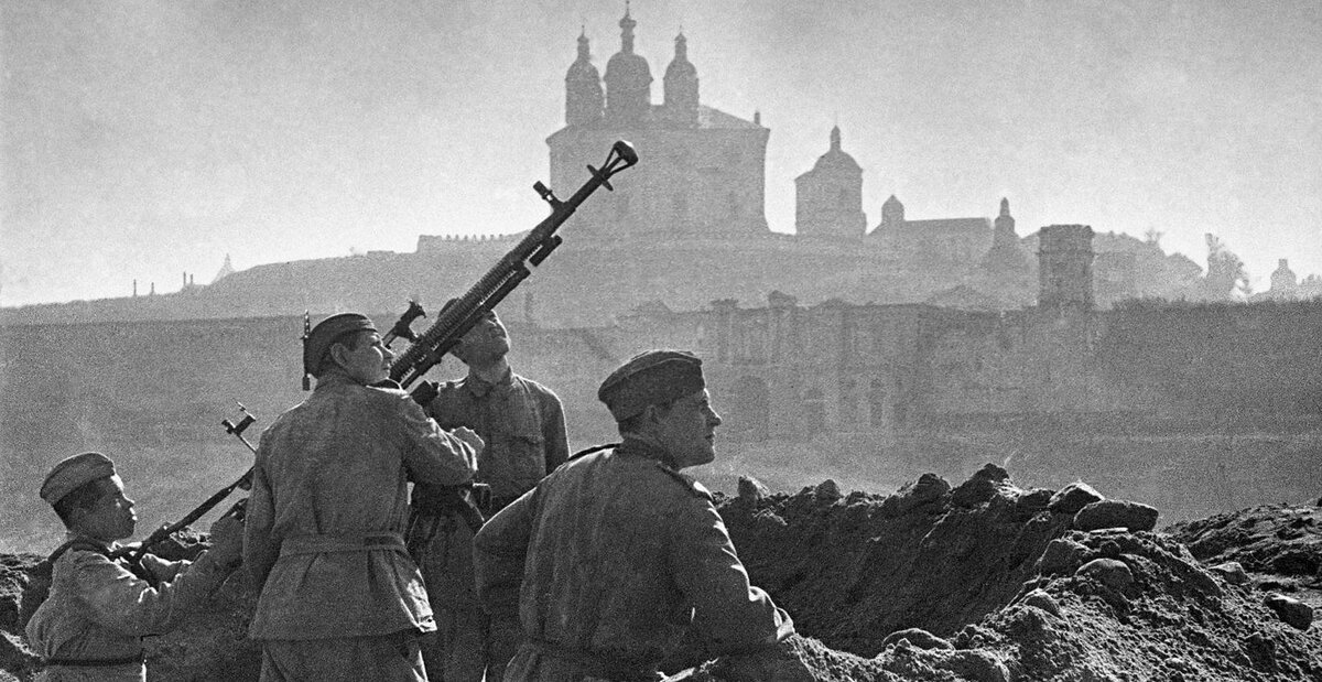 Фотография сделанная советскими кореспондентами во время ВОВ.