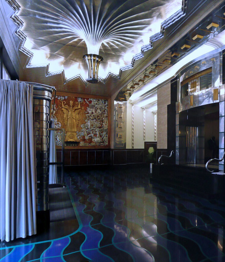 Фойе дома газеты "Daily Express"