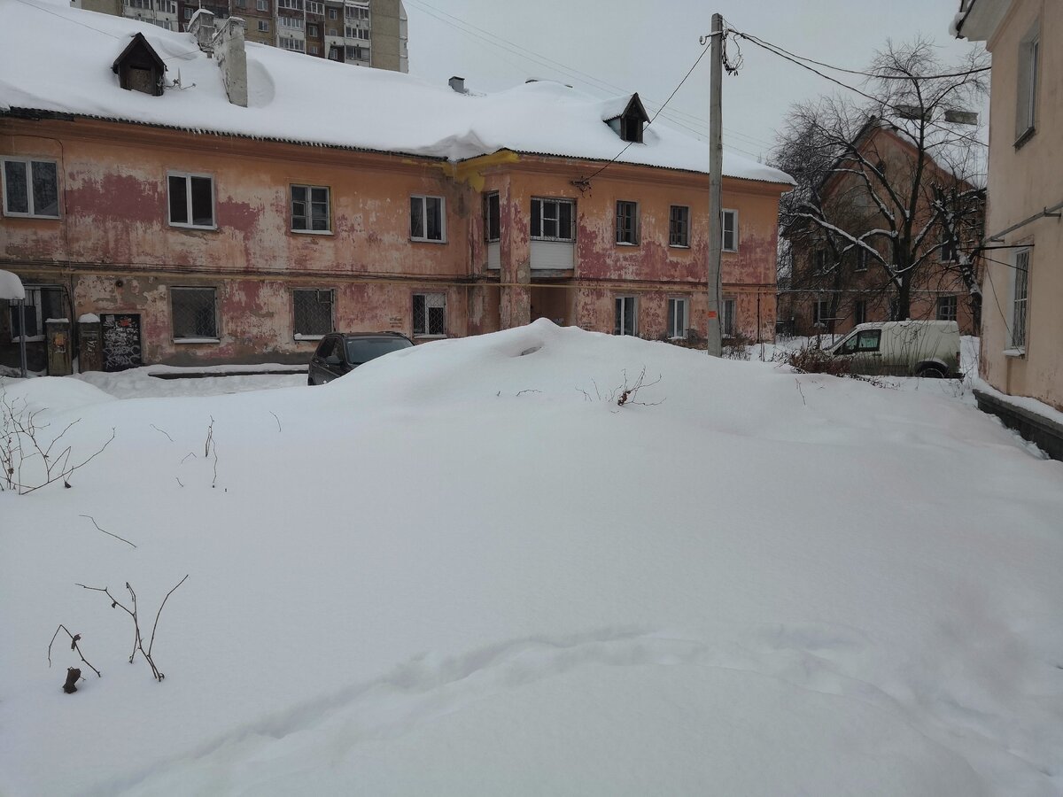 Пример того дома, сфотографировал специально для статьи