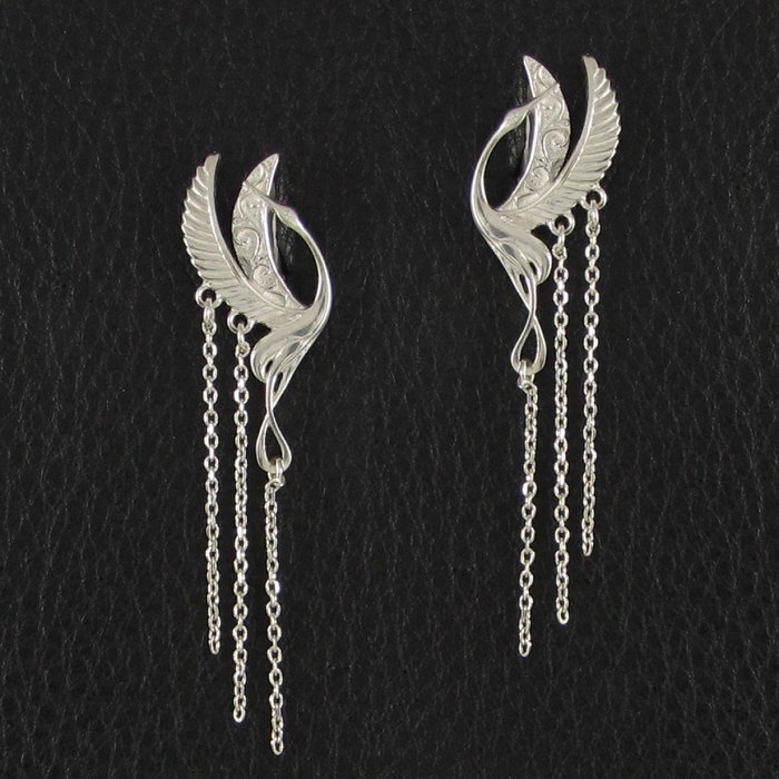 Длинные висячие серьги с изображением журавлей, серебро 925, ювелирный бренд From Siberia with love (https://www.siberian-collection.ru)