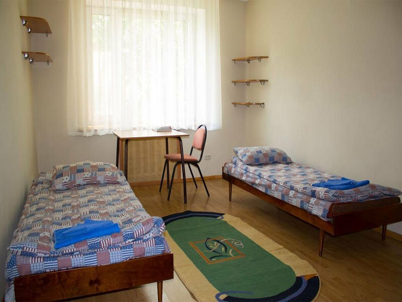 Гостиница похуже