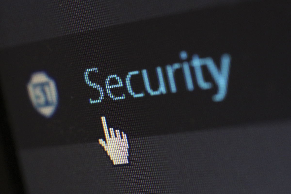 https://www.pexels.com/photo/internet-screen-security-protection-60504/