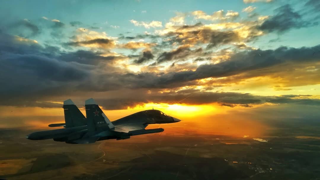 В блоге про лучшую в мире профессию просто не может не быть много самолетов и красивого неба