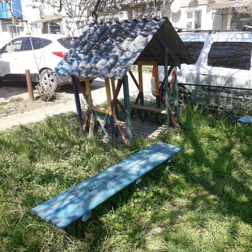 Старая площадка для детей
